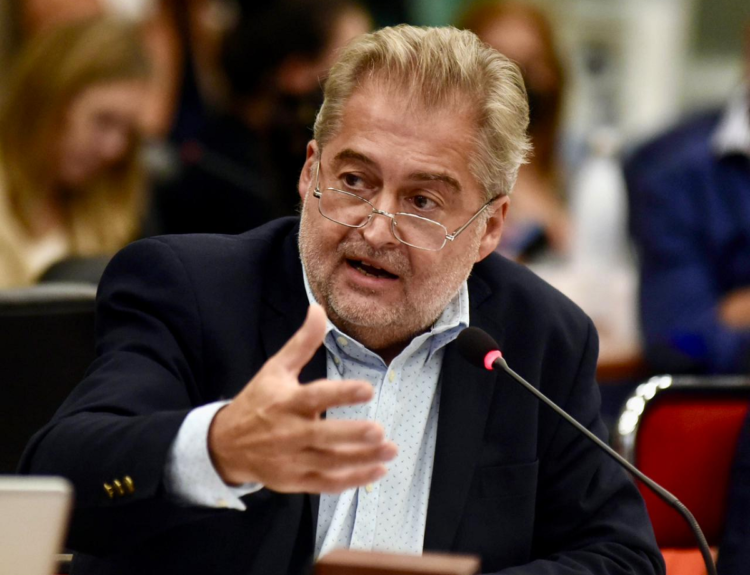 El diputado Roberto Mirabella se refirió a la venta de terrenos de Nación en Santa Fe.